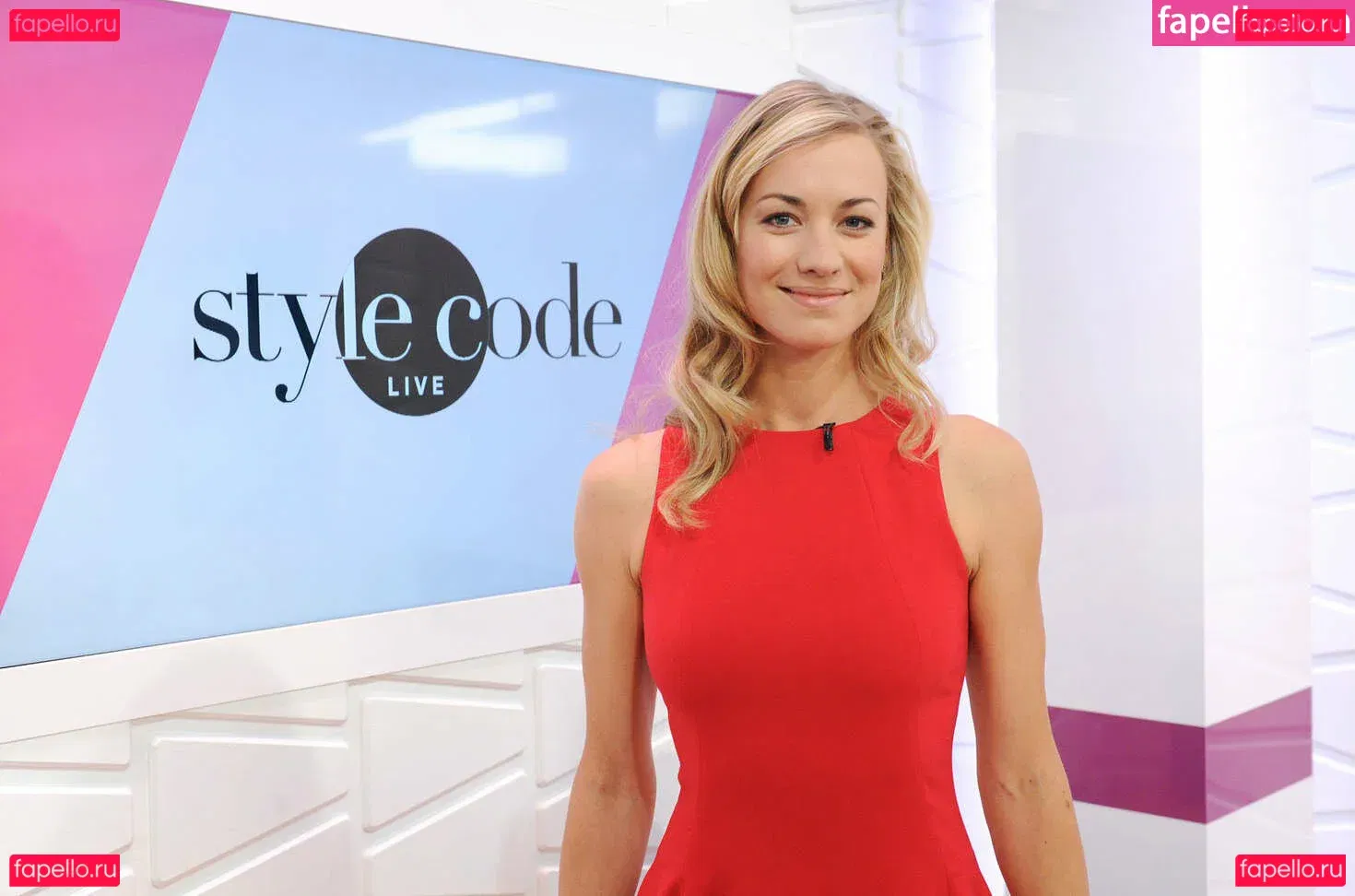 Yvonne Strahovski Onlyfans Photo Gallery 
