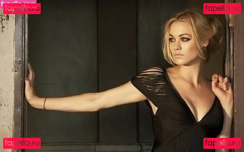 Yvonne Strahovski Onlyfans Photo Gallery 