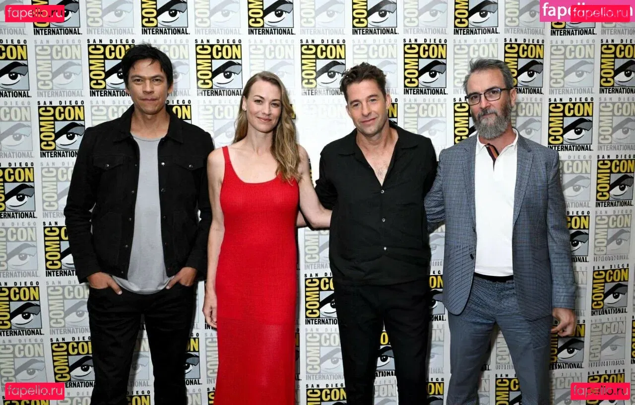 Yvonne Strahovski Onlyfans Photo Gallery 