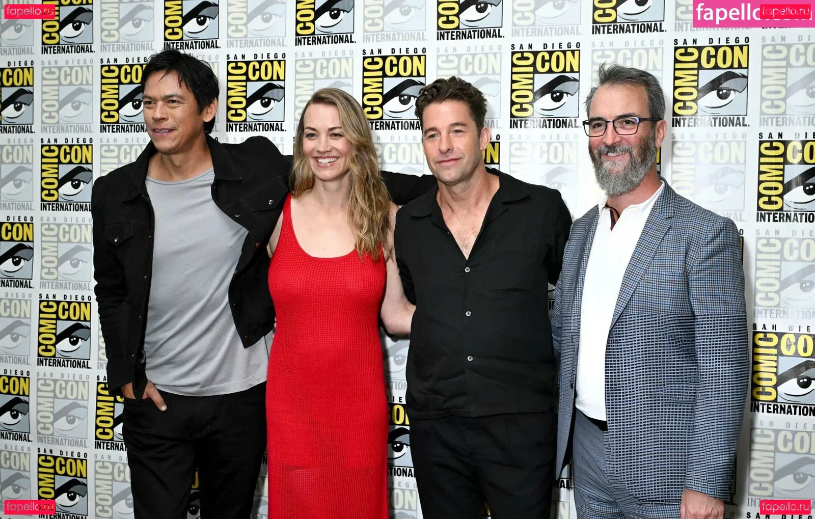 Yvonne Strahovski Onlyfans Photo Gallery 