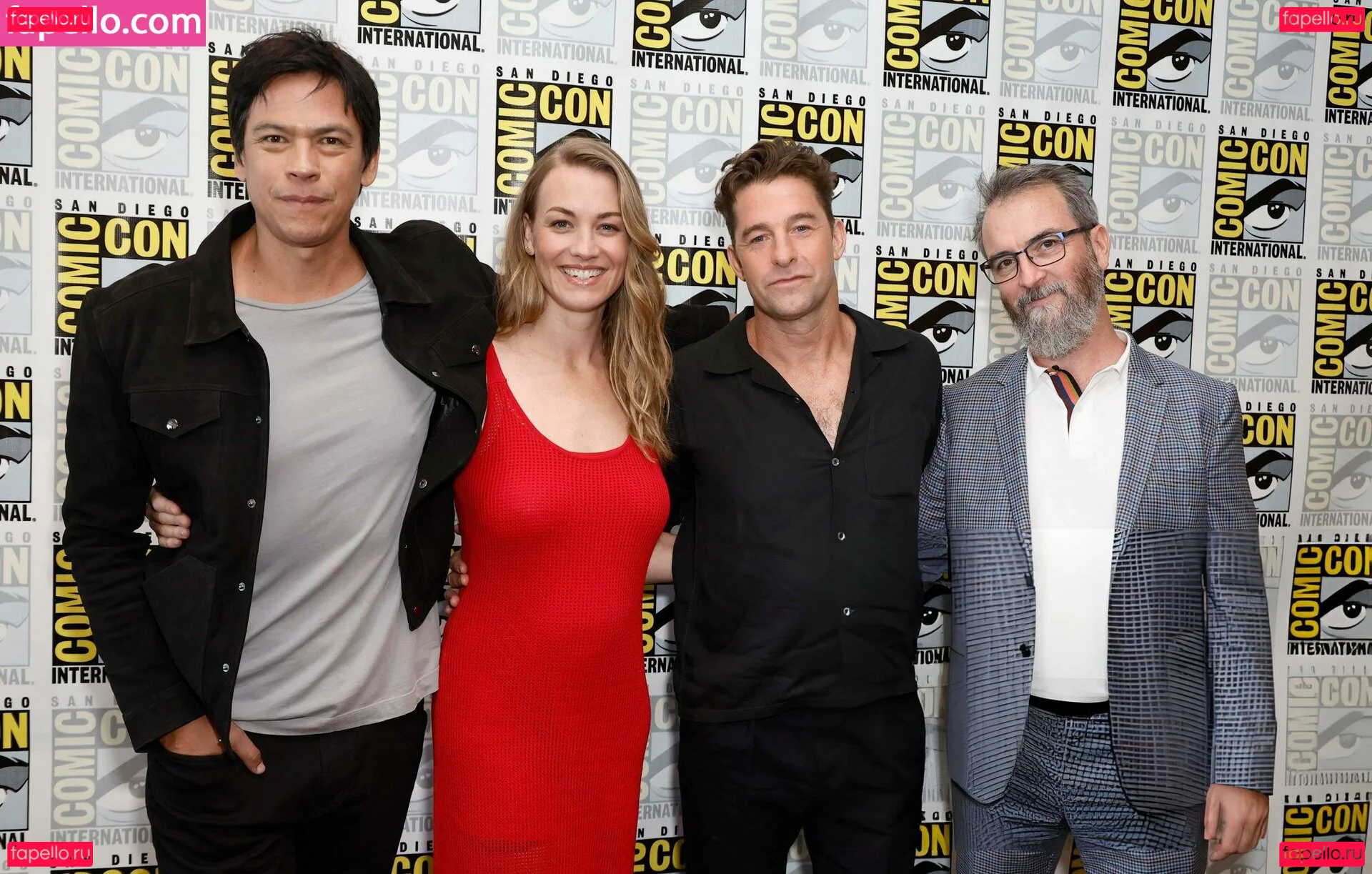 Yvonne Strahovski Onlyfans Photo Gallery 