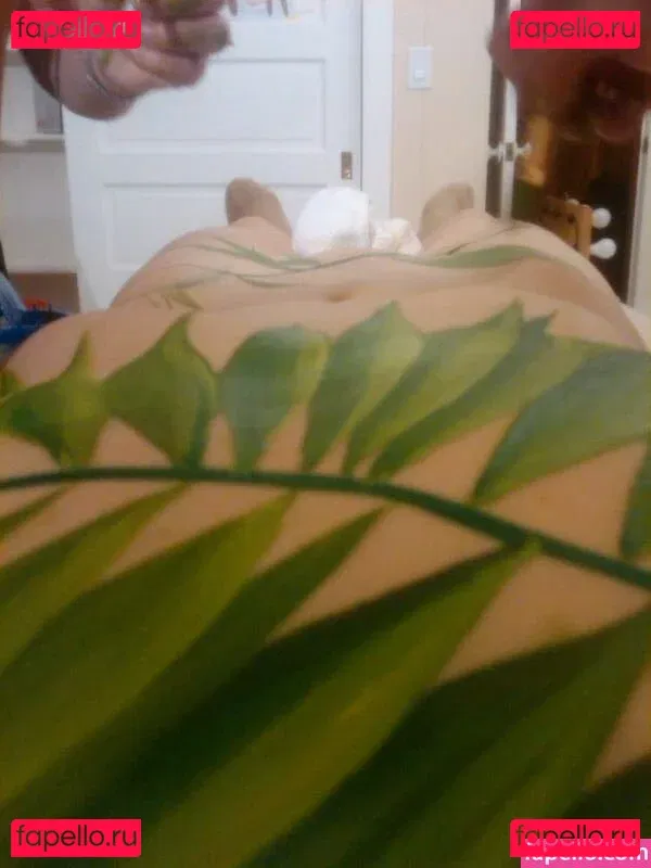 Yvonne Strahovski Onlyfans Photo Gallery 