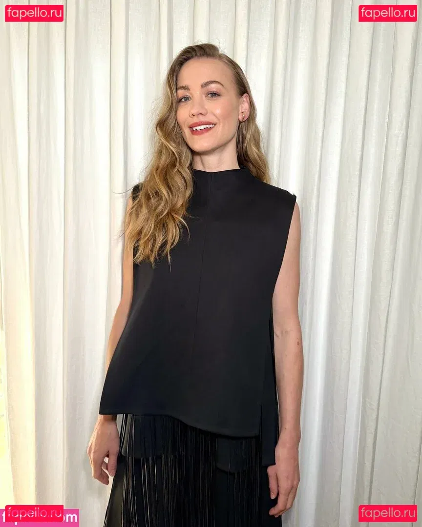 Yvonne Strahovski Onlyfans Photo Gallery 