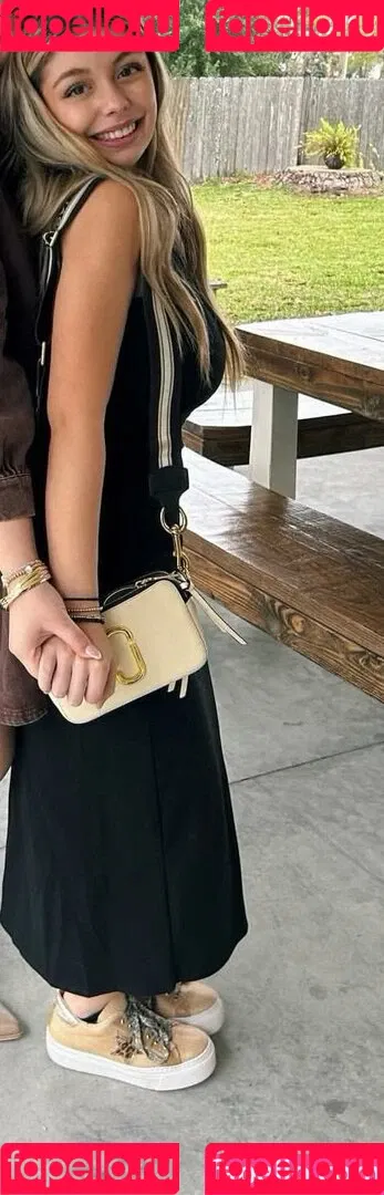 Kaylie Thibodeaux Onlyfans Photo Gallery 