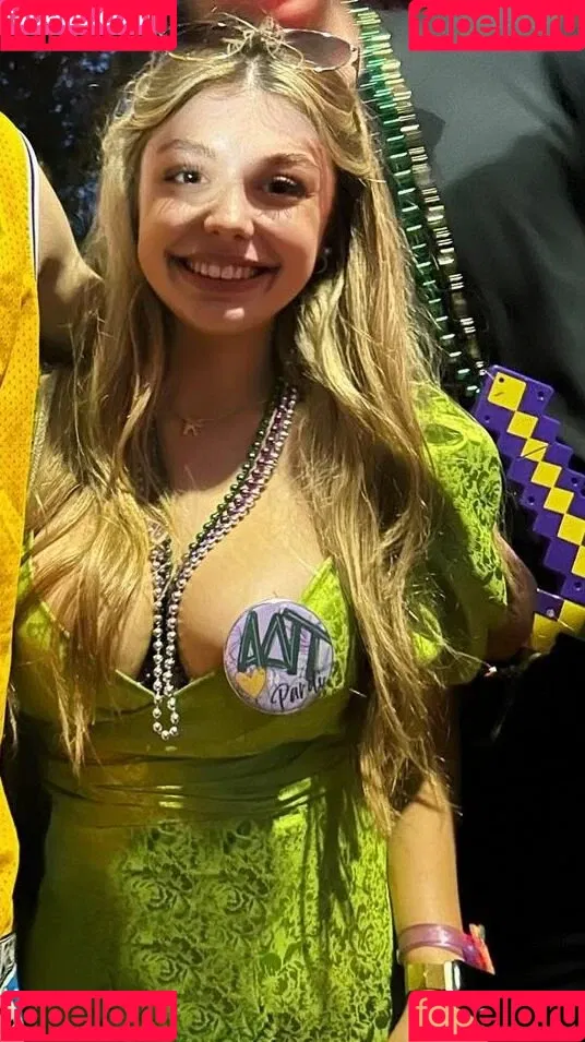 Kaylie Thibodeaux Onlyfans Photo Gallery 
