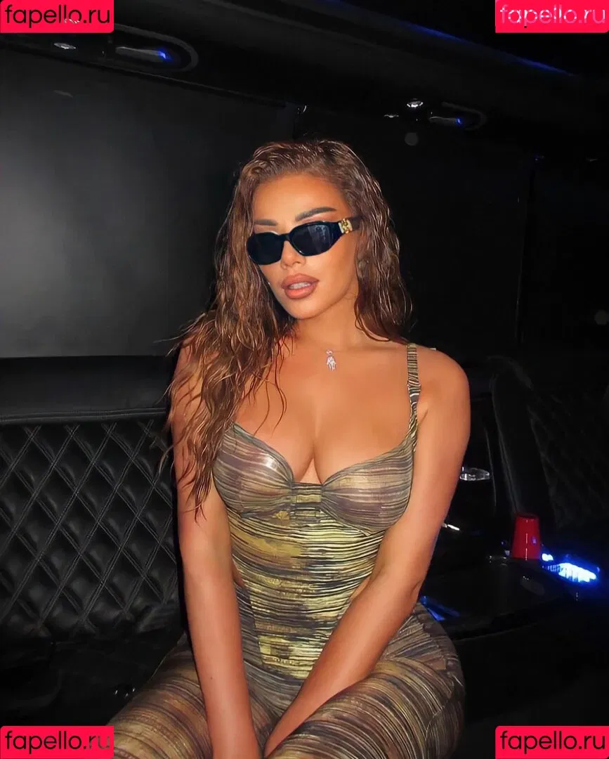 Tayna Onlyfans Photo Gallery 