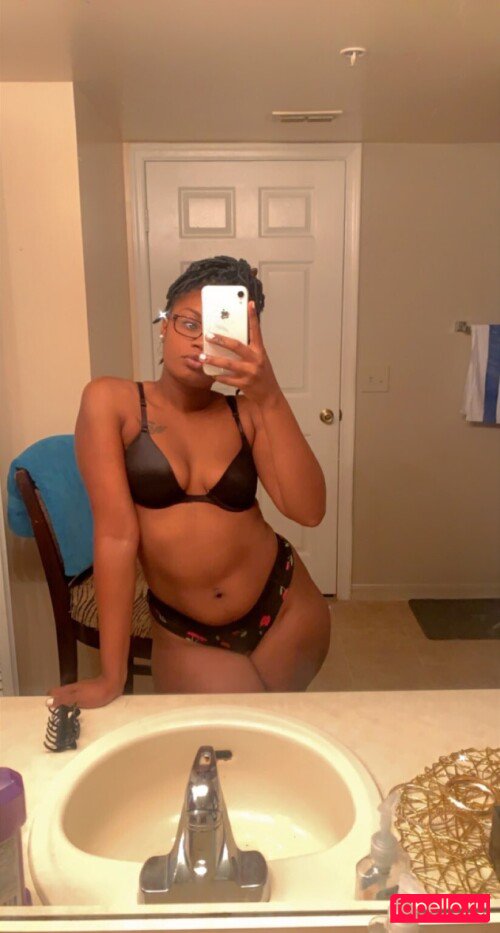 Tayna Nude Onlyfans Photo 4