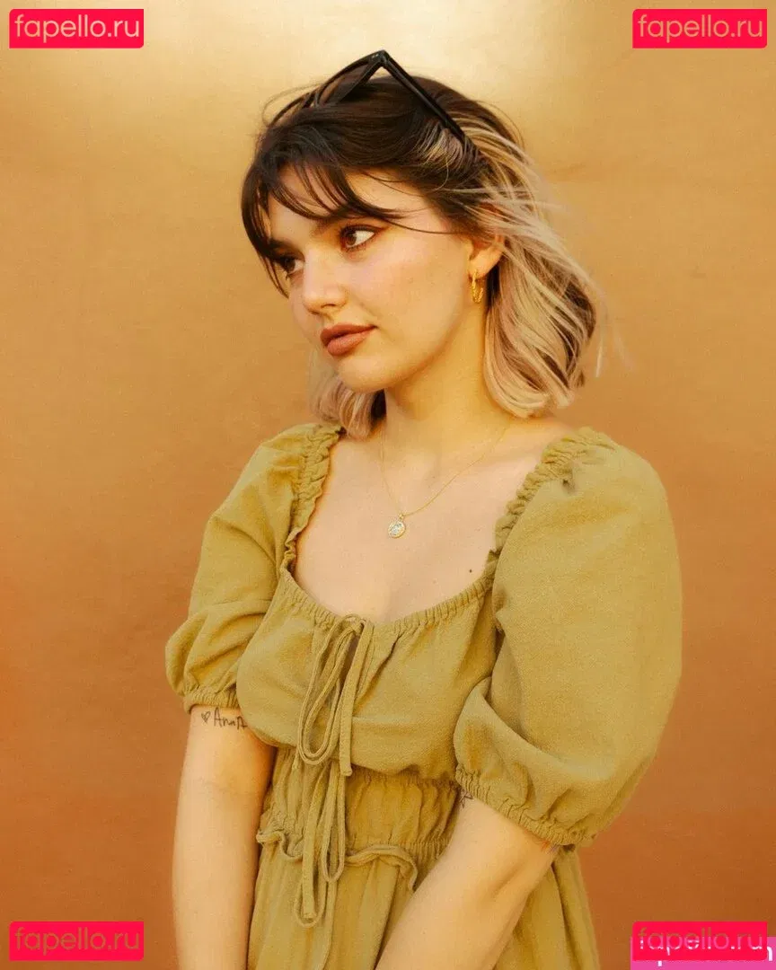 Jules ASMR Onlyfans Photo Gallery 