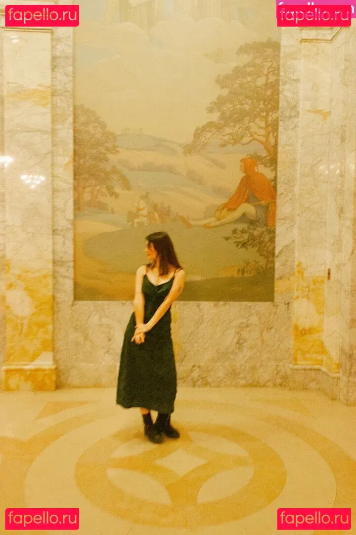 Jules ASMR Onlyfans Photo Gallery 