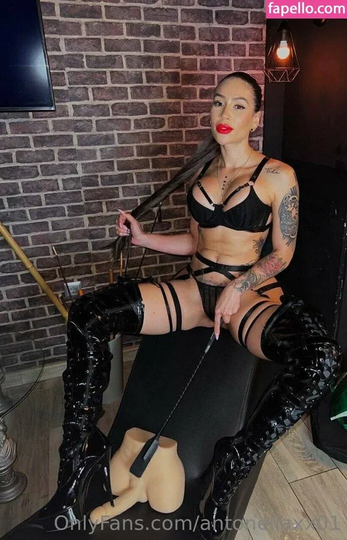 antonellaxx01 Onlyfans Photo Gallery 