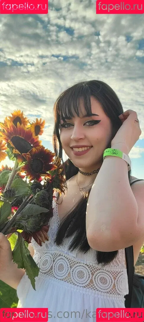Rue Hernandez Onlyfans Photo Gallery 