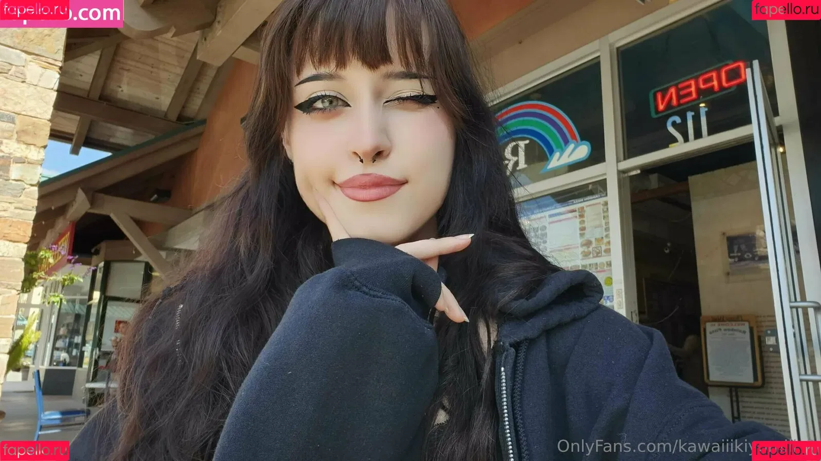 Rue Hernandez Onlyfans Photo Gallery 