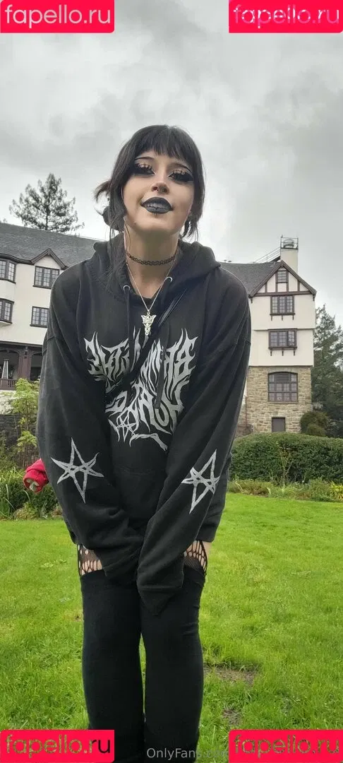 Rue Hernandez Onlyfans Photo Gallery 