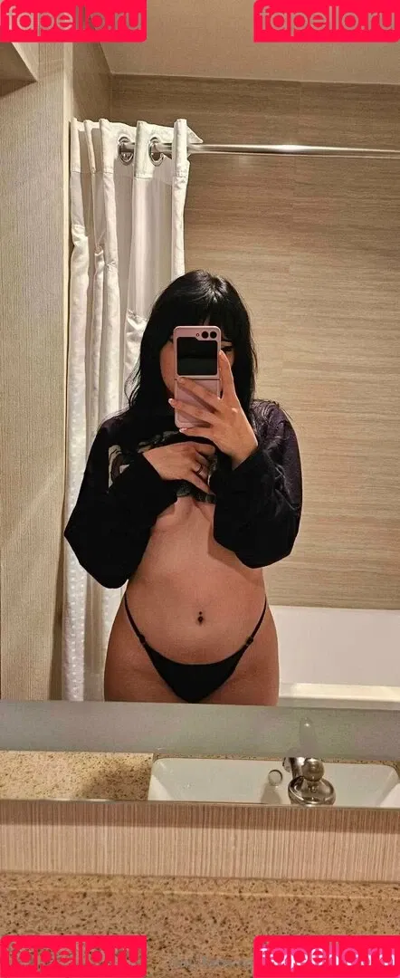 Rue Hernandez Onlyfans Photo Gallery 