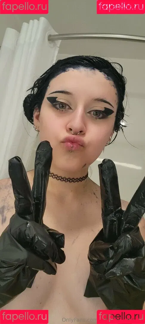 Rue Hernandez Onlyfans Photo Gallery 