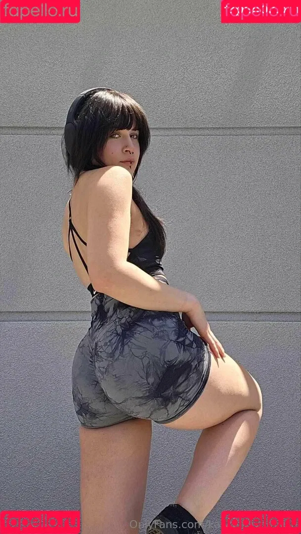 Rue Hernandez Onlyfans Photo Gallery 
