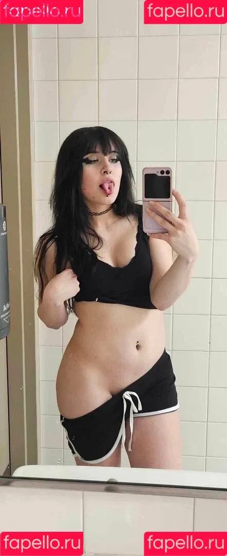 Rue Hernandez Onlyfans Photo Gallery 