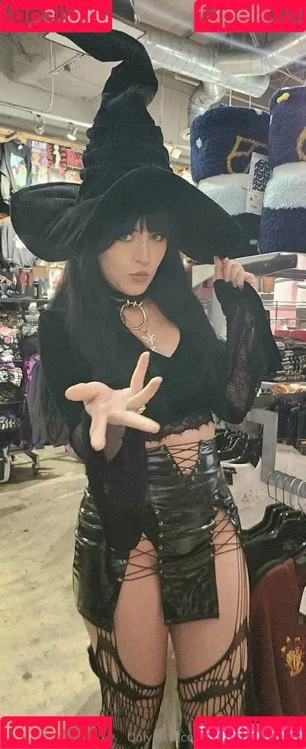 Rue Hernandez Onlyfans Photo Gallery 