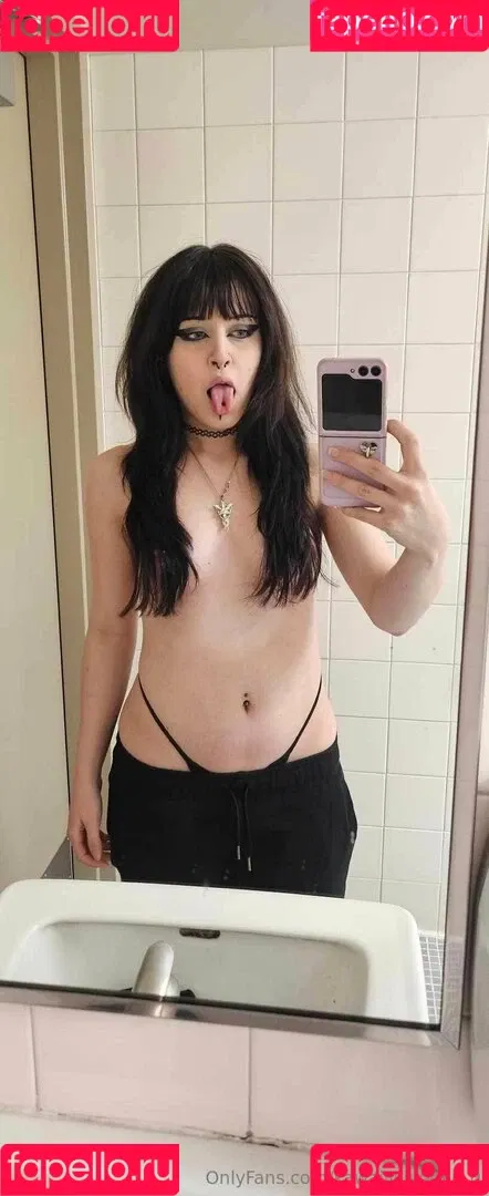 Rue Hernandez Onlyfans Photo Gallery 