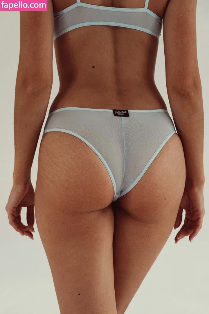 CARA Loves Lingerie Onlyfans Photo Gallery 