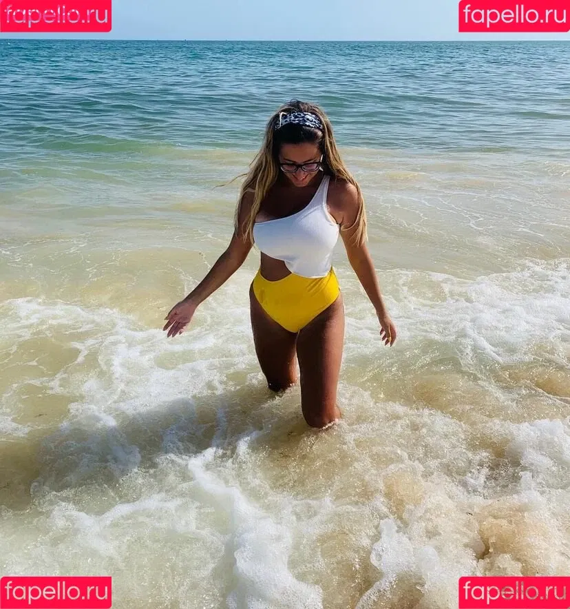 Alba Guerrero Onlyfans Photo Gallery 