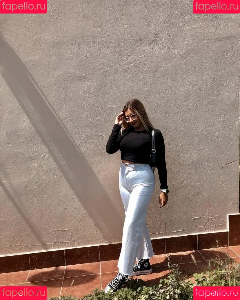 Alba Guerrero Onlyfans Photo Gallery 