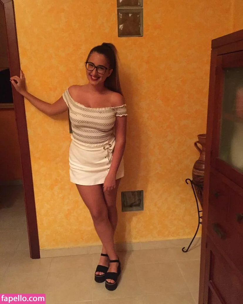 Alba Guerrero Onlyfans Photo Gallery 