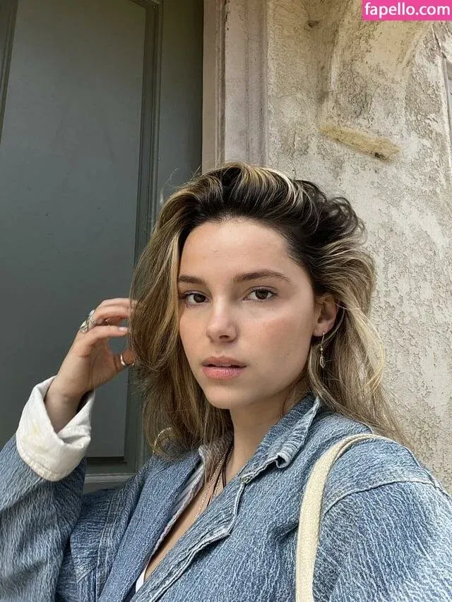 Inde Navarette Onlyfans Photo Gallery 