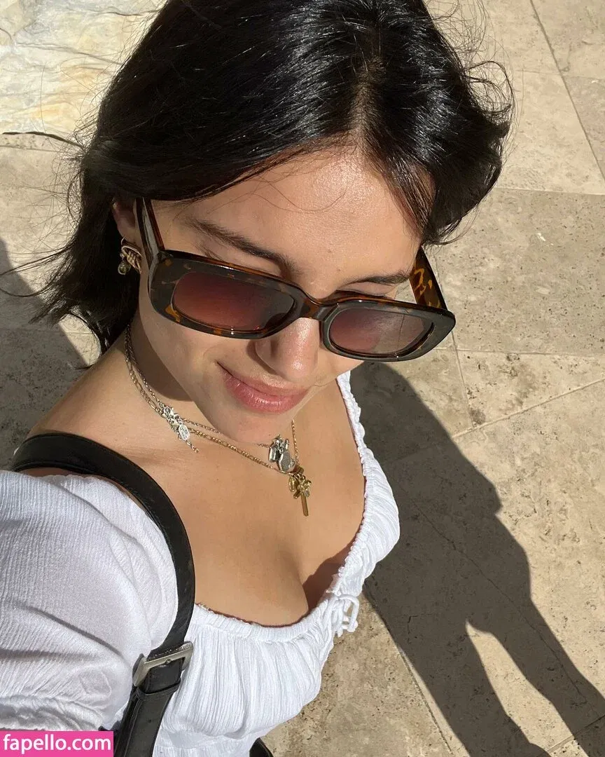 Inde Navarette Onlyfans Photo Gallery 