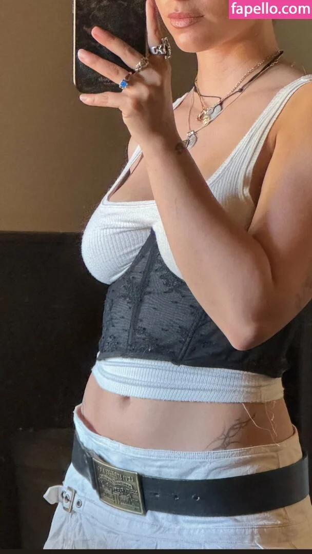 Inde Navarette Onlyfans Photo Gallery 