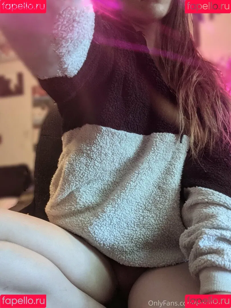 aurieleann Onlyfans Photo Gallery 