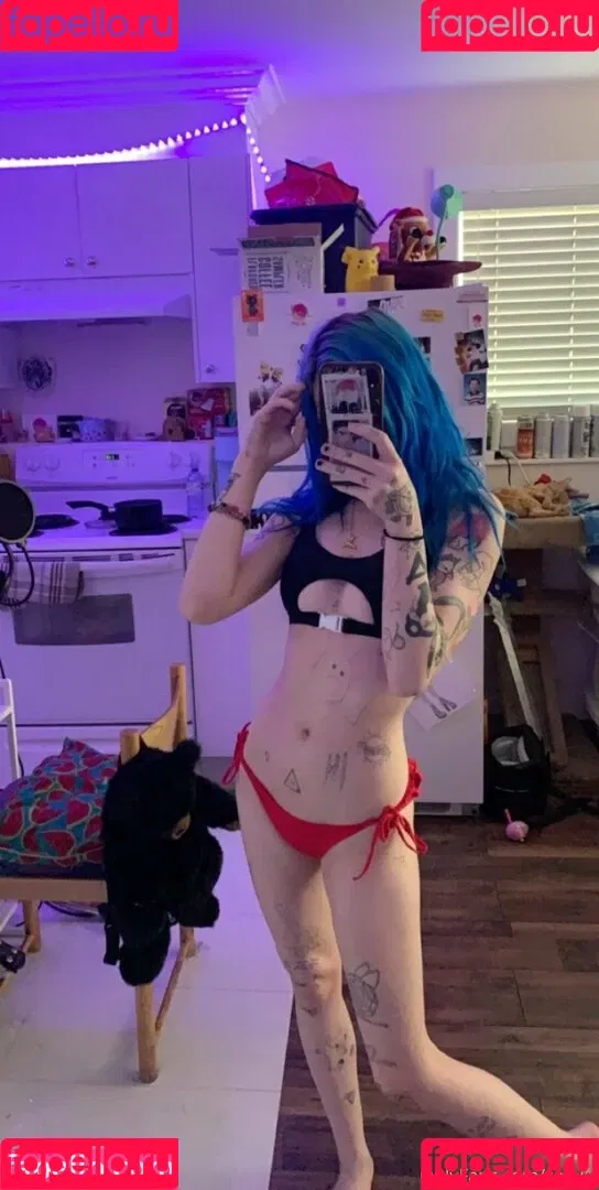 ilovelilsaku Onlyfans Photo Gallery 