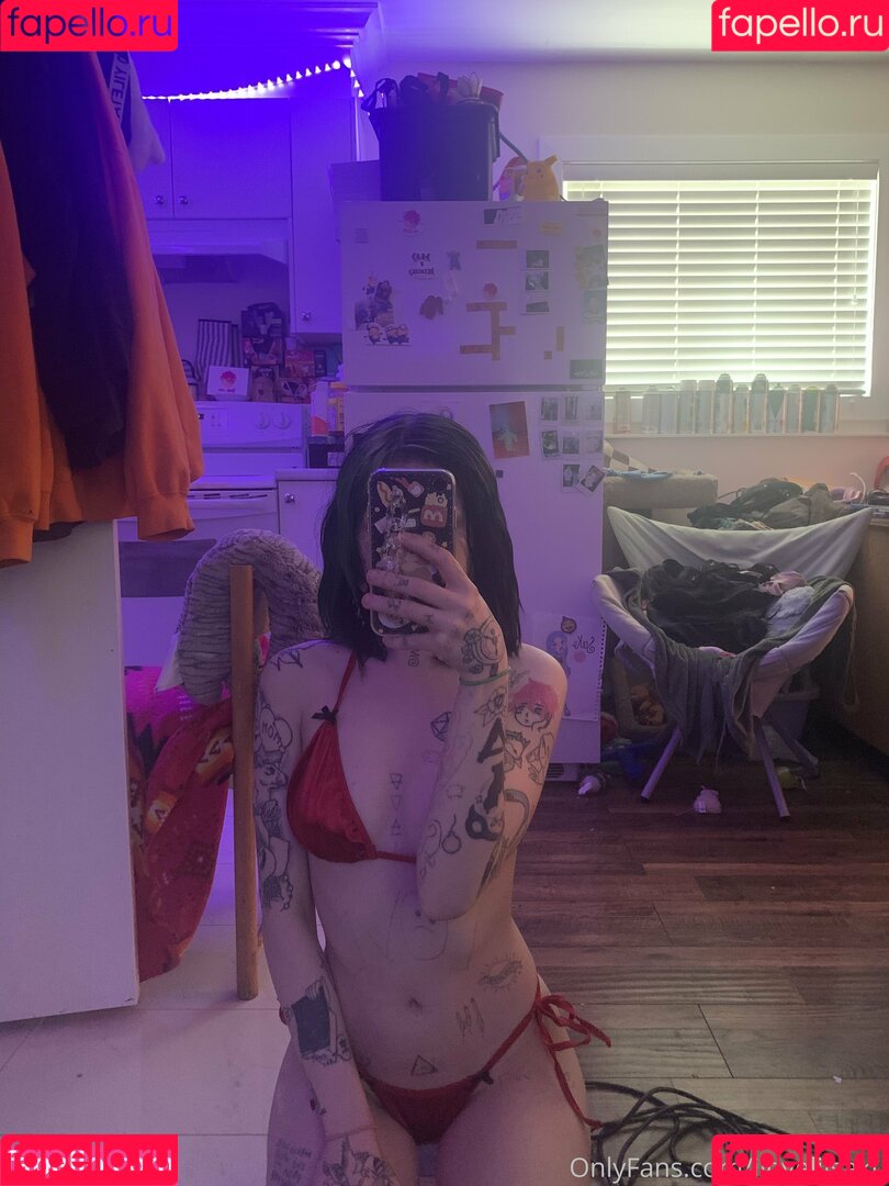 ilovelilsaku Onlyfans Photo Gallery 