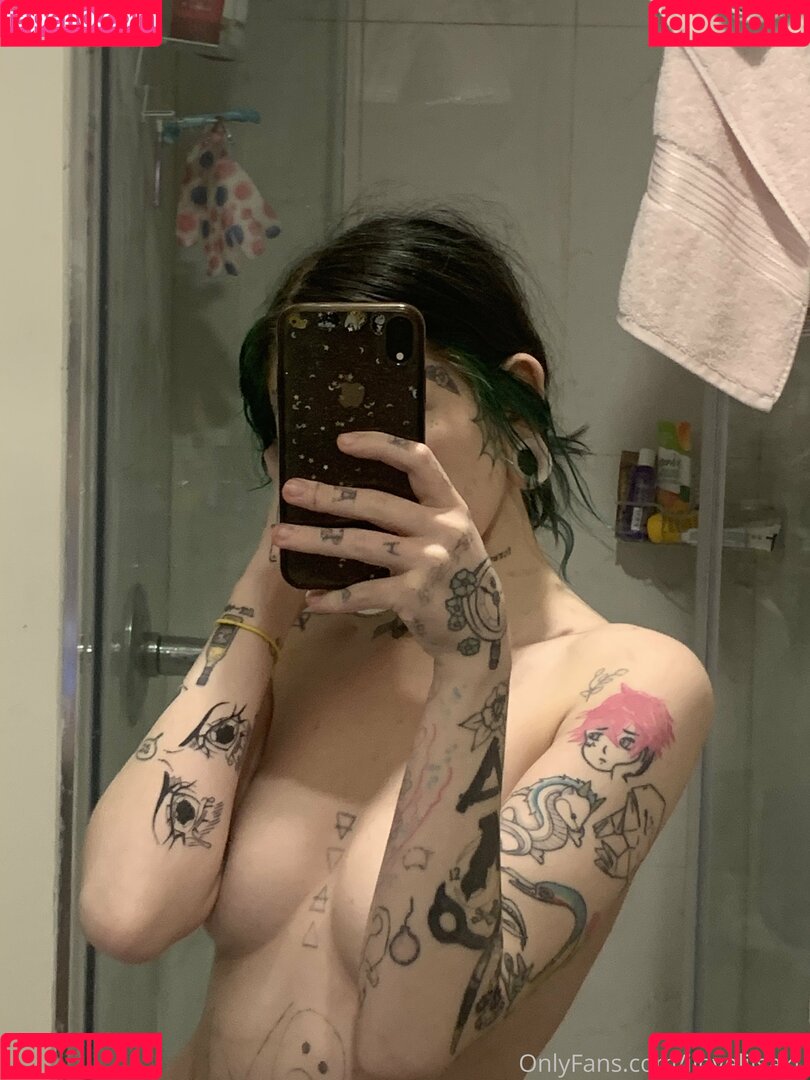 ilovelilsaku Onlyfans Photo Gallery 