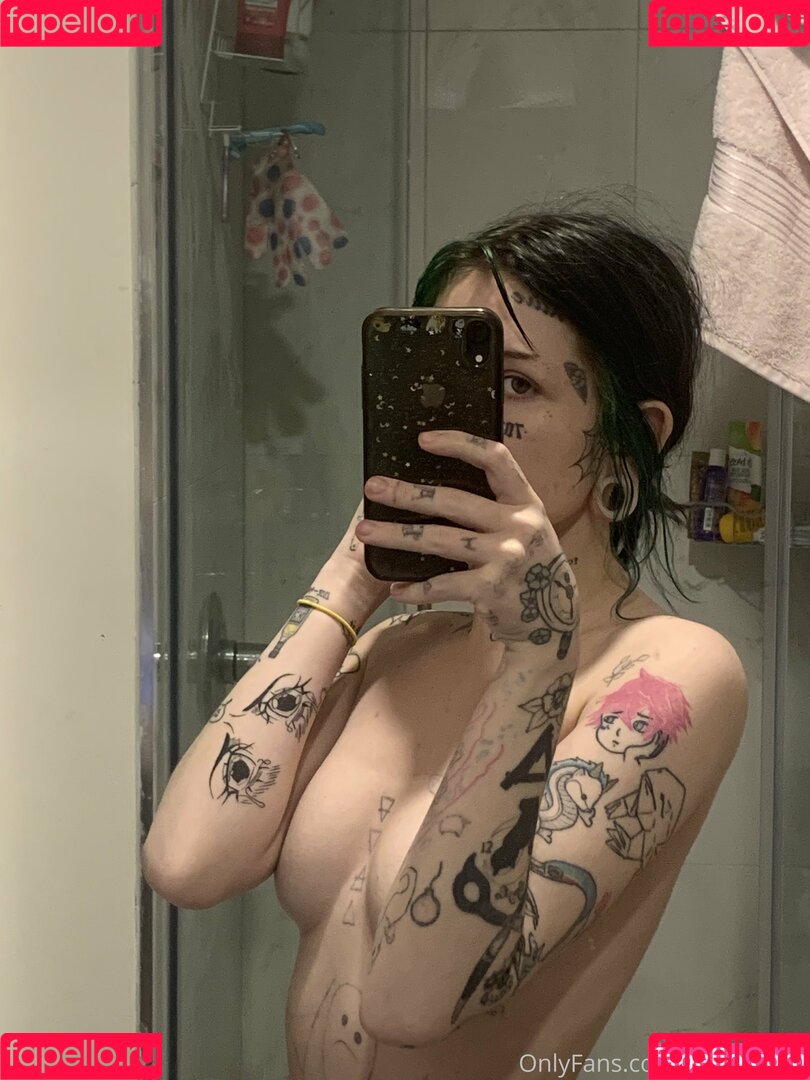 ilovelilsaku Onlyfans Photo Gallery 