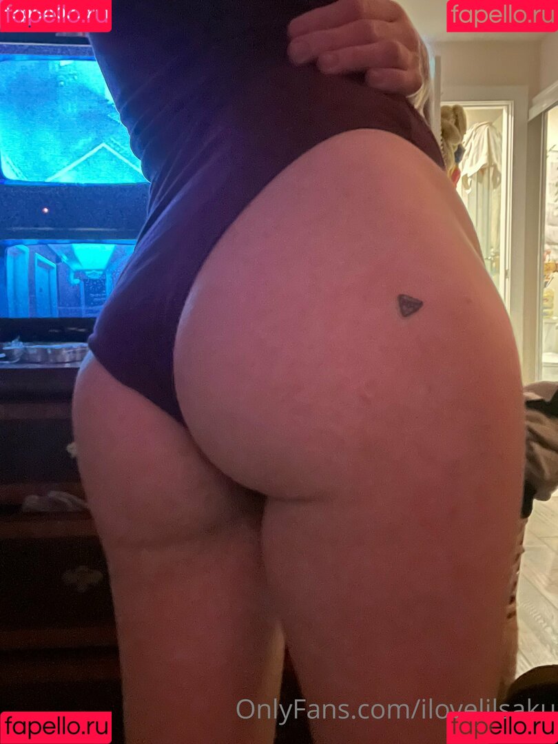 ilovelilsaku Onlyfans Photo Gallery 