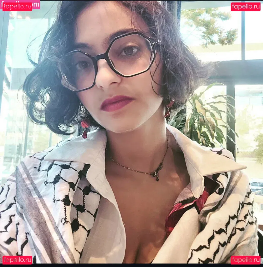 Becca Khalil Onlyfans Photo Gallery 