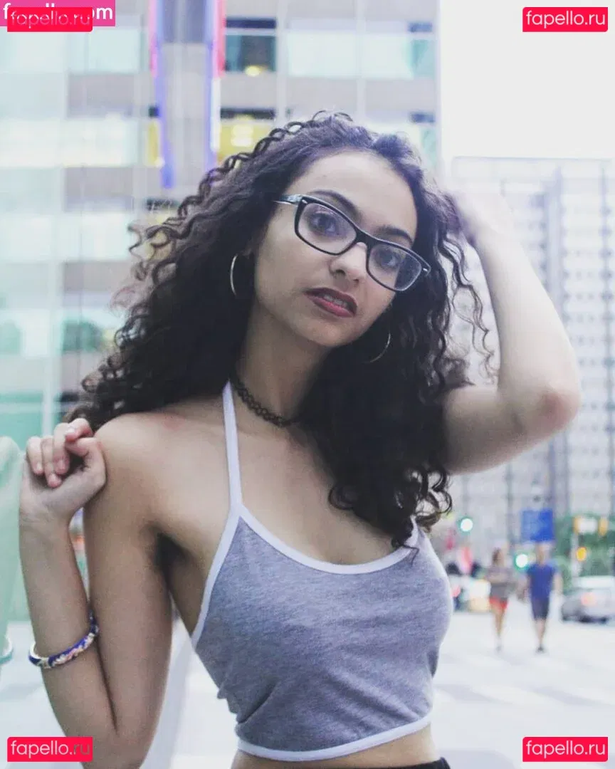 Becca Khalil Onlyfans Photo Gallery 