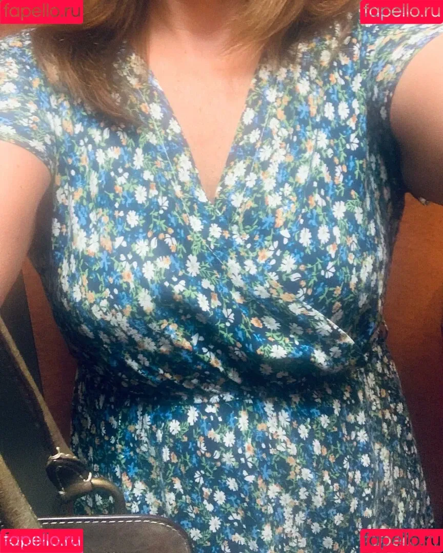 MrsSisiuXXX Onlyfans Photo Gallery 