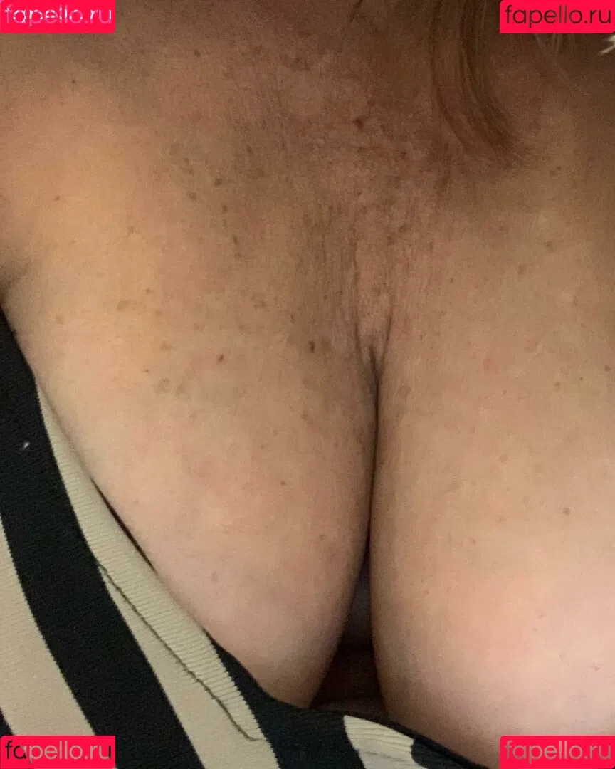 MrsSisiuXXX Onlyfans Photo Gallery 