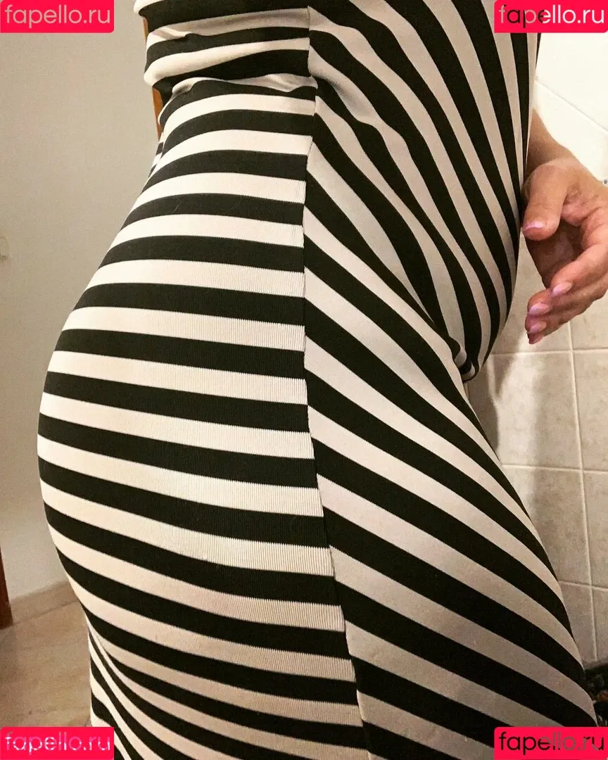 MrsSisiuXXX Onlyfans Photo Gallery 