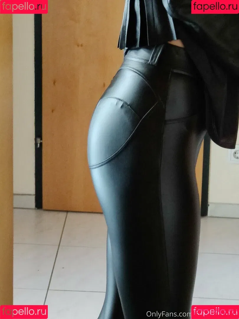 hotnanifree Onlyfans Photo Gallery 
