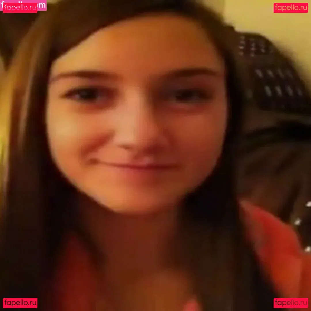 Claire Evans Onlyfans Photo Gallery 