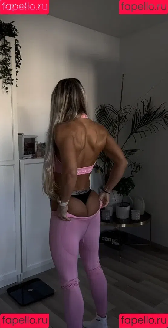 Nadine Chiara Onlyfans Photo Gallery 