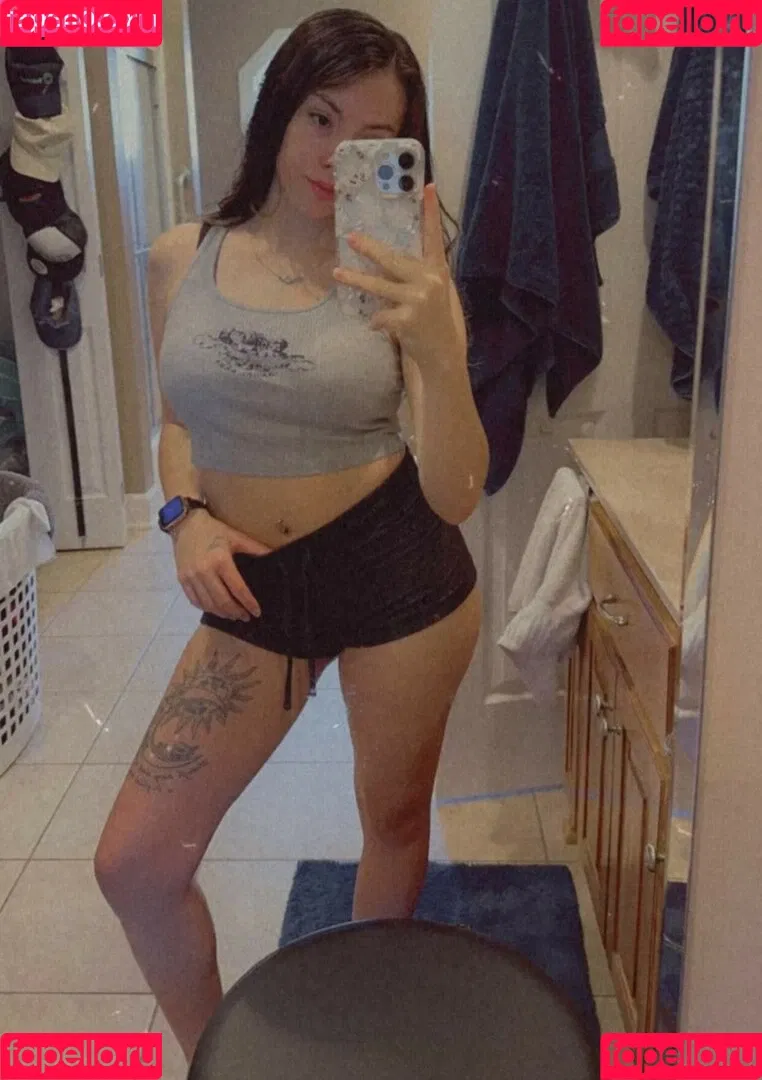 pintsizejen Onlyfans Photo Gallery 
