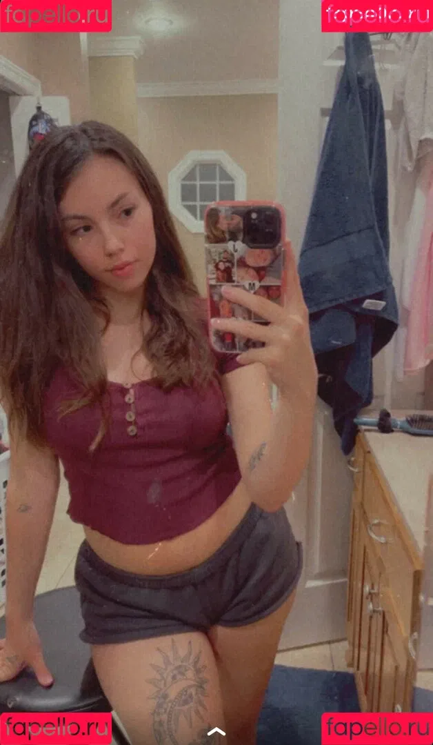 pintsizejen Onlyfans Photo Gallery 