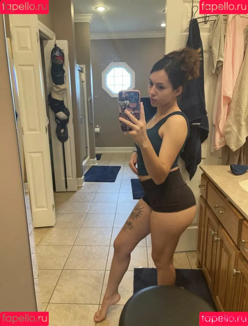 pintsizejen Onlyfans Photo Gallery 
