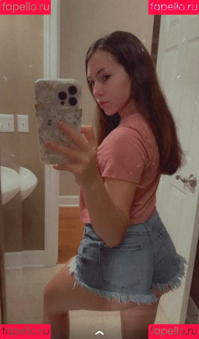pintsizejen Onlyfans Photo Gallery 