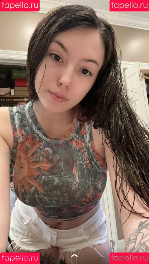 pintsizejen Onlyfans Photo Gallery 