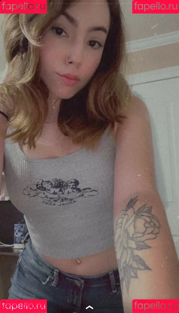 pintsizejen Onlyfans Photo Gallery 